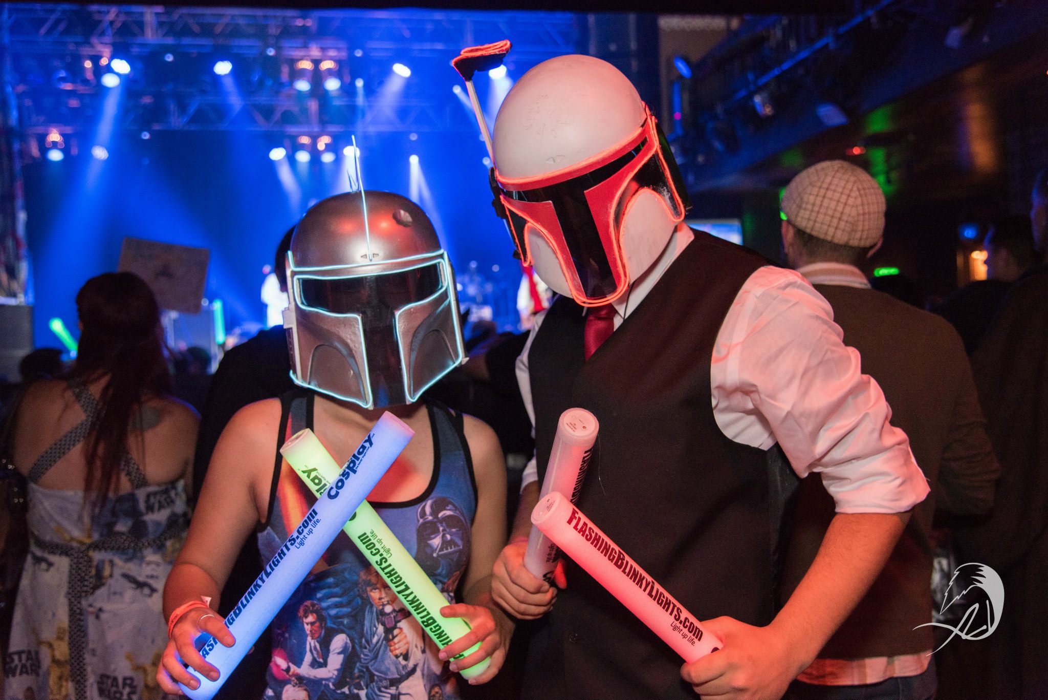 Flashing Lights music note pin and other styles